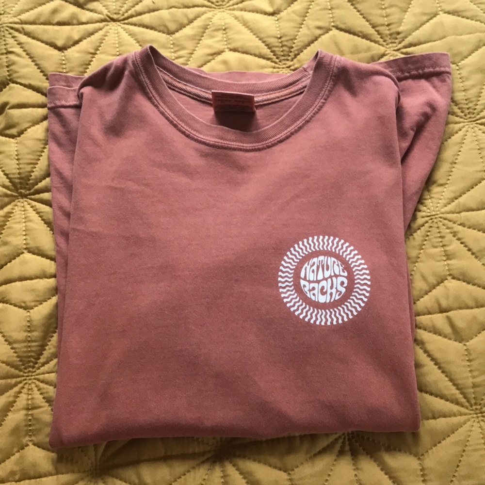 Nature Backs tee